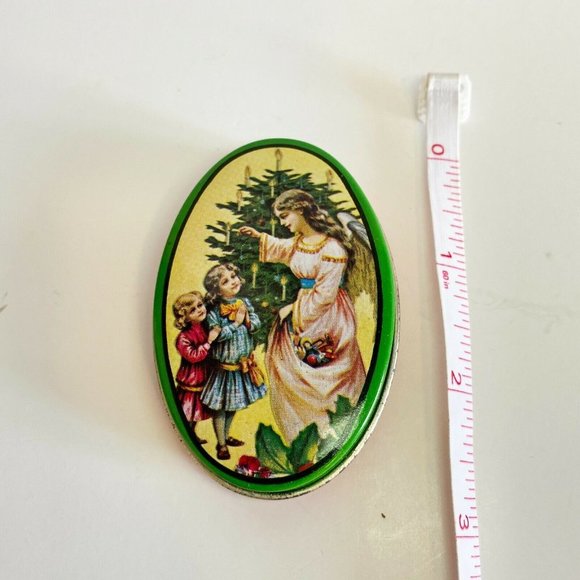 Vintage Enesco Tiny Christmas Tin 1983 Small World Greetings Angel and Children - Picture 3 of 5
